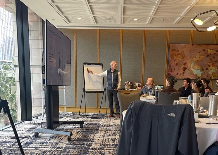 Safety leadership workshop session with leaders practising scenario-based decision-making